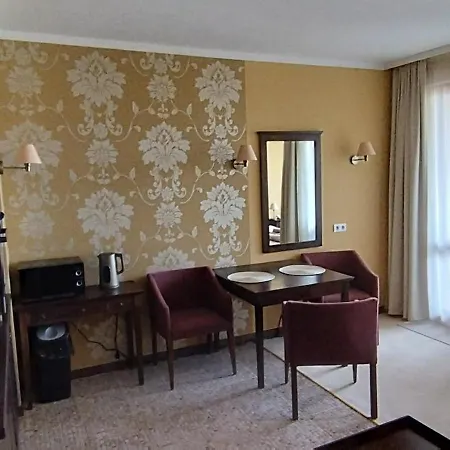Barcelo Royal מלון